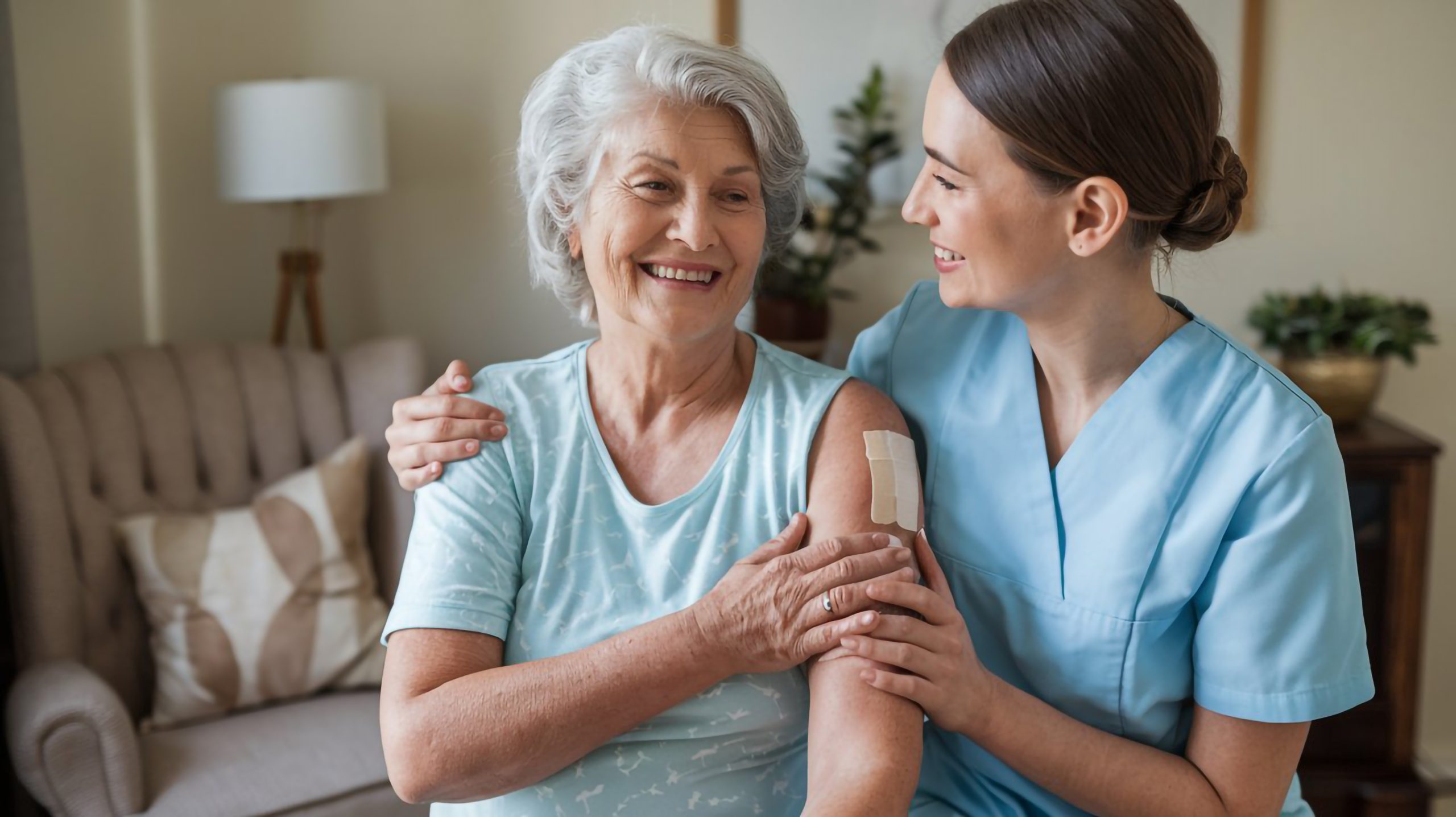 nurse-nurse-are-sitting-couch-smiling